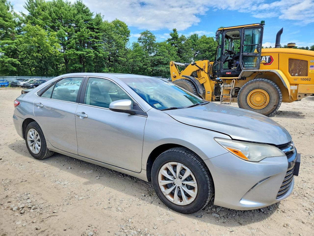2017 Toyota Camry Le - Фото 4