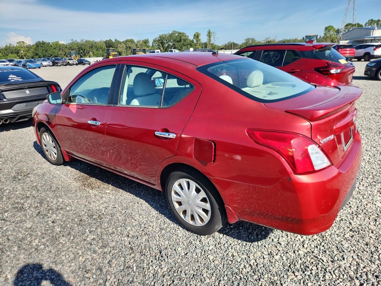 2015 Nissan Versa 1.6 Sv - Image 2