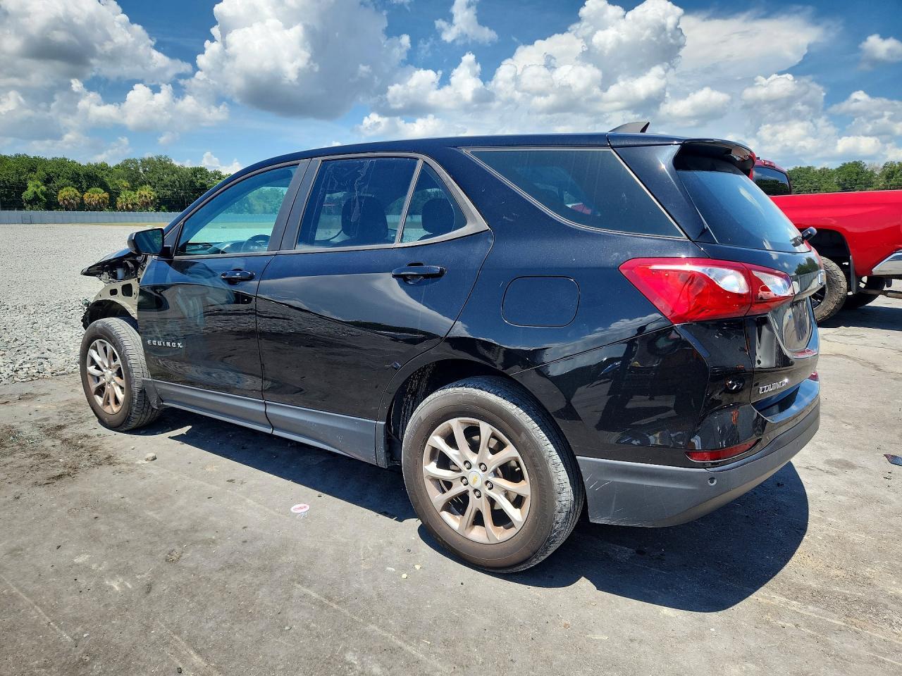 2020 Chevrolet Equinox - Фото 2