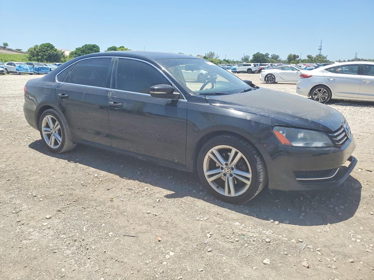 2014 Volkswagen Passat Se - Image 4
