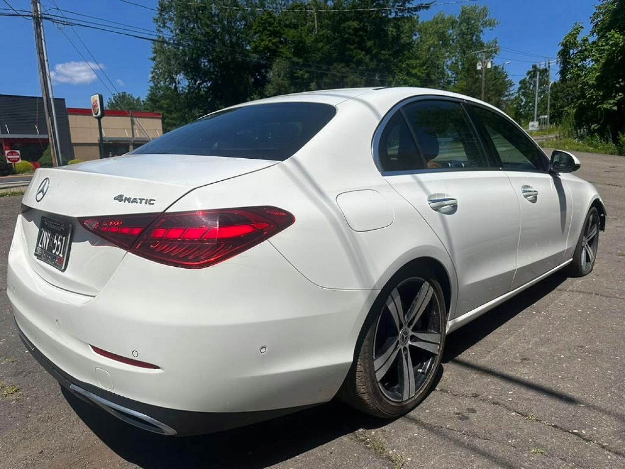 2025 Mercedes-Benz C 300 4Matic - Фото 3