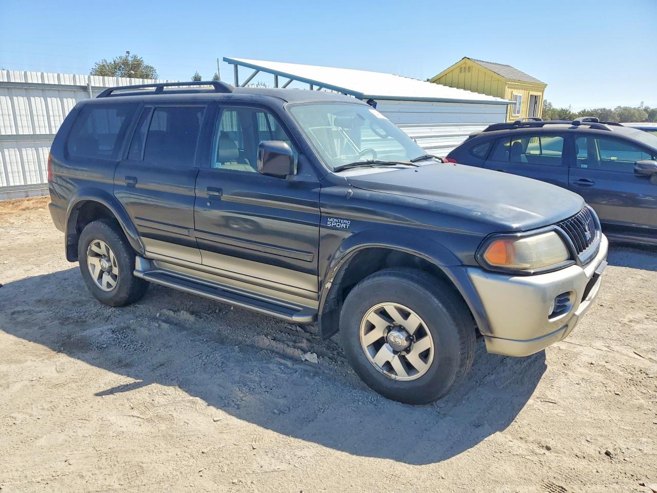 2003 Mitsubishi Montero Sport Limited - Image 4