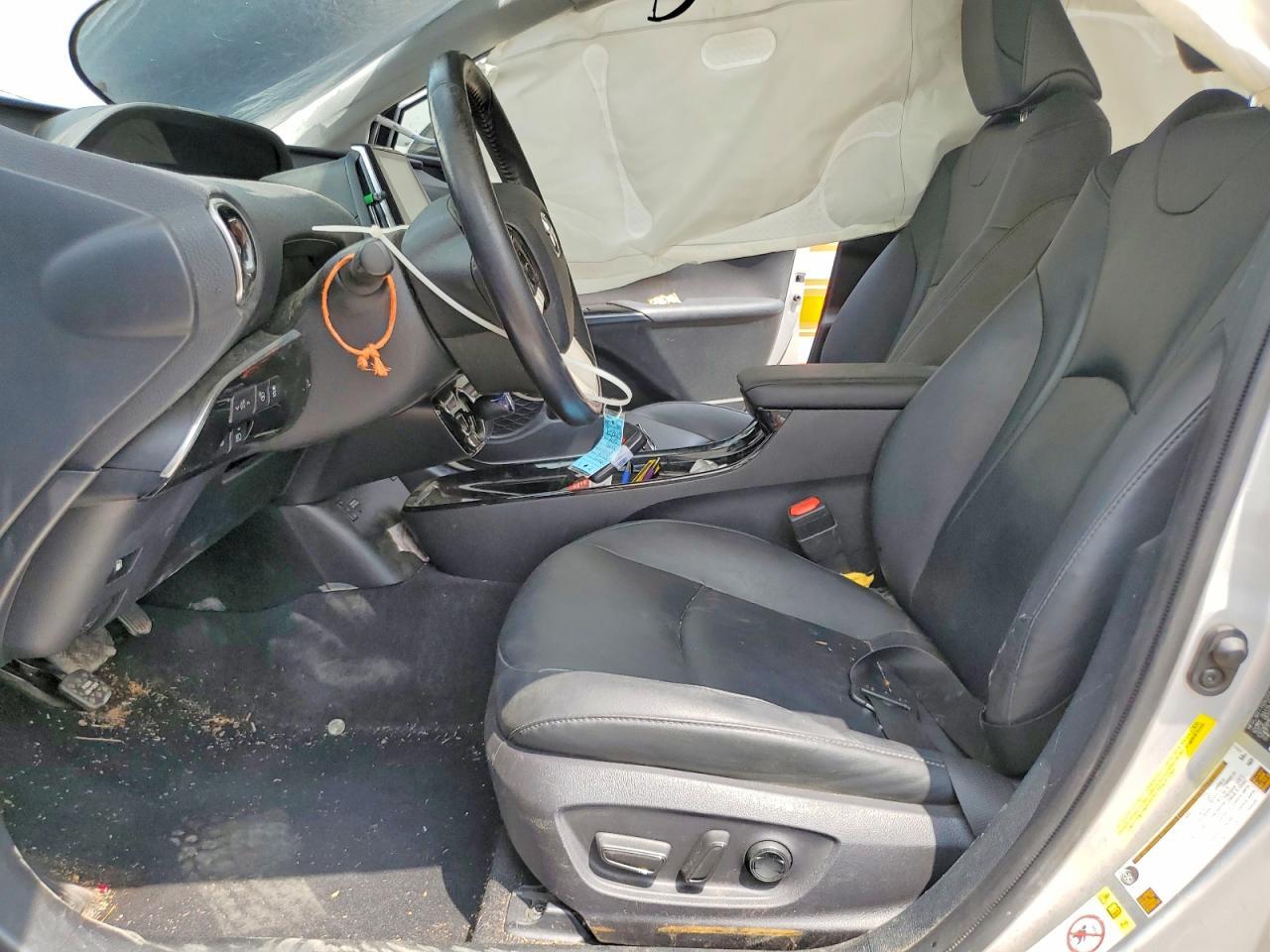 2018 Toyota Prius Four - Image 7