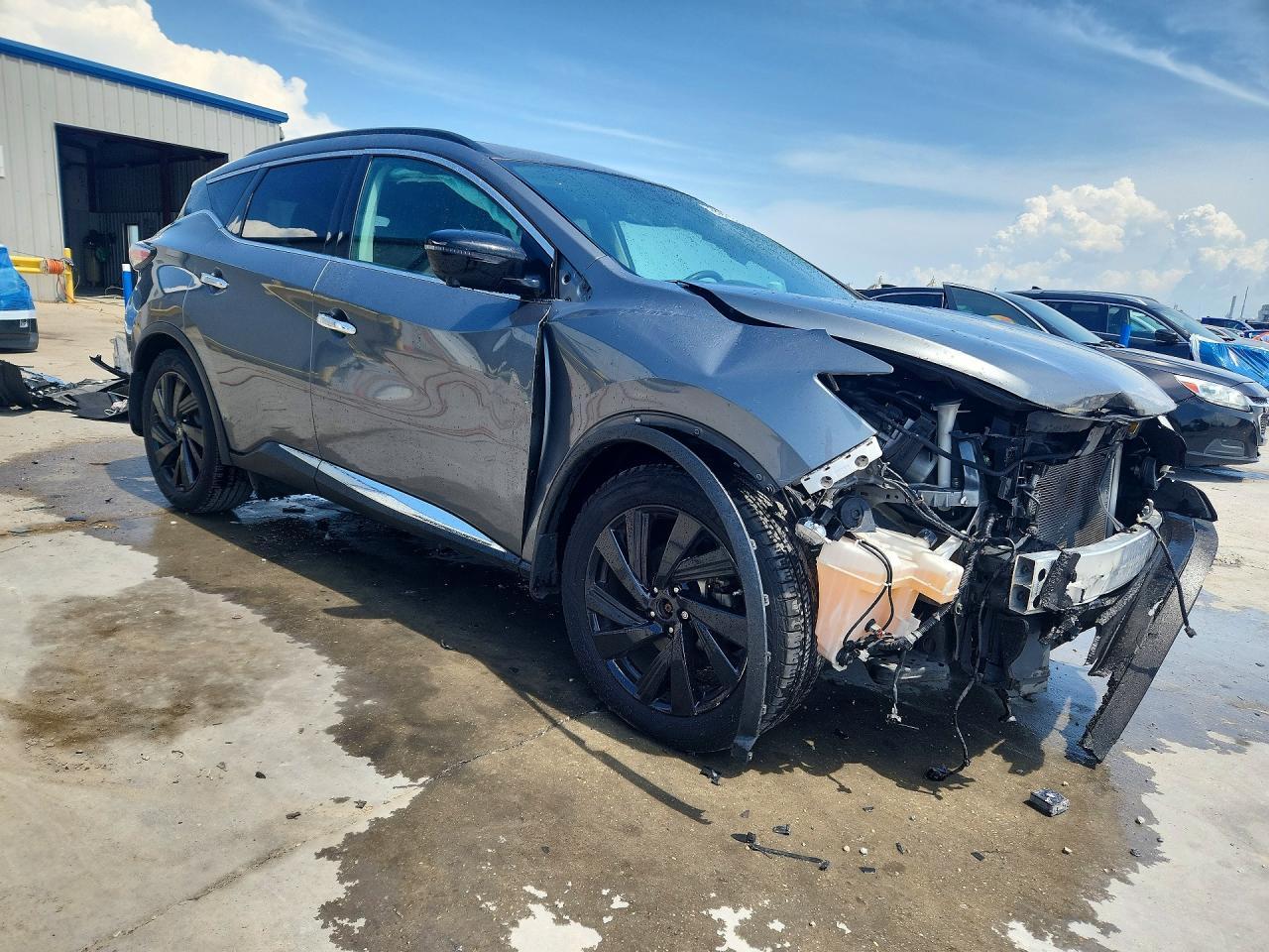 2017 Nissan Murano Platinum - Image 4