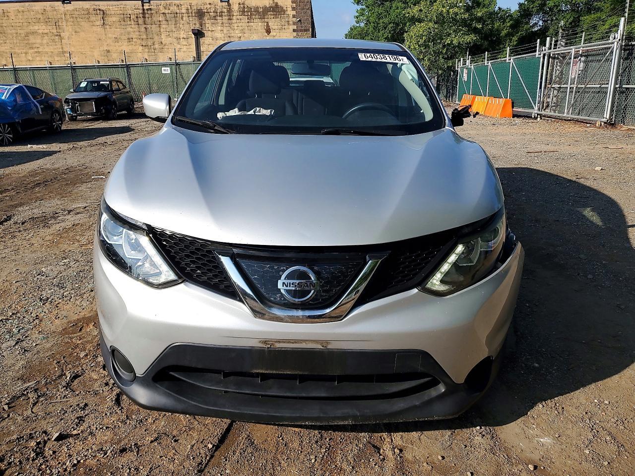 2019 Nissan Rogue Sport S - Фото 5