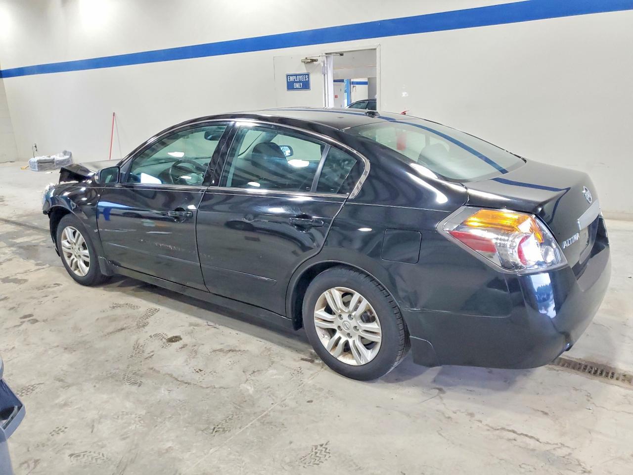 2012 Nissan Altima 2.5 - Image 2