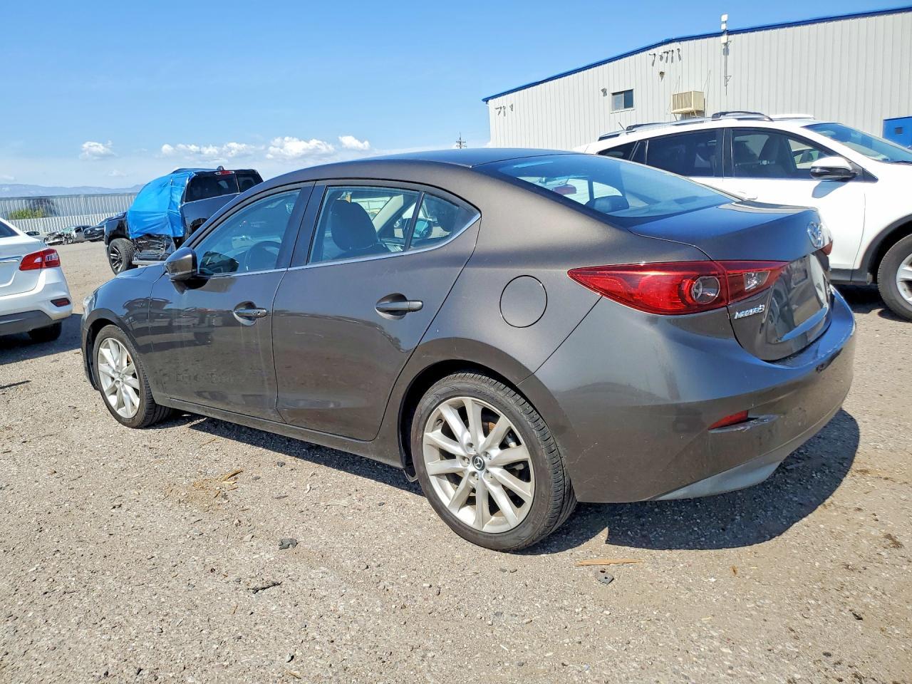 2017 Mazda 3 Touring - Фото 2