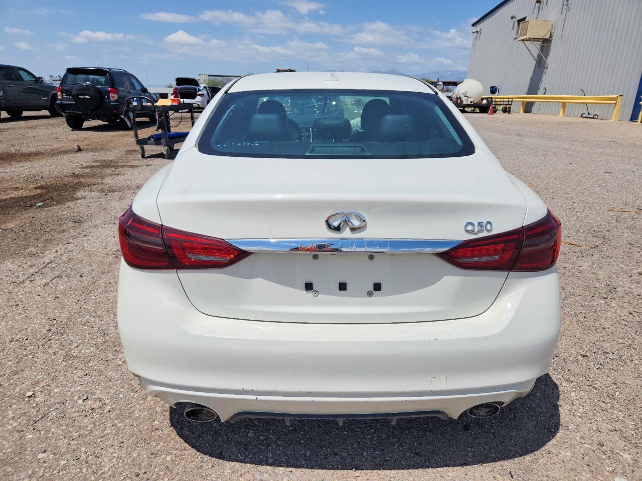 2019 Infiniti Q50 3.0T Luxe - Фото 6