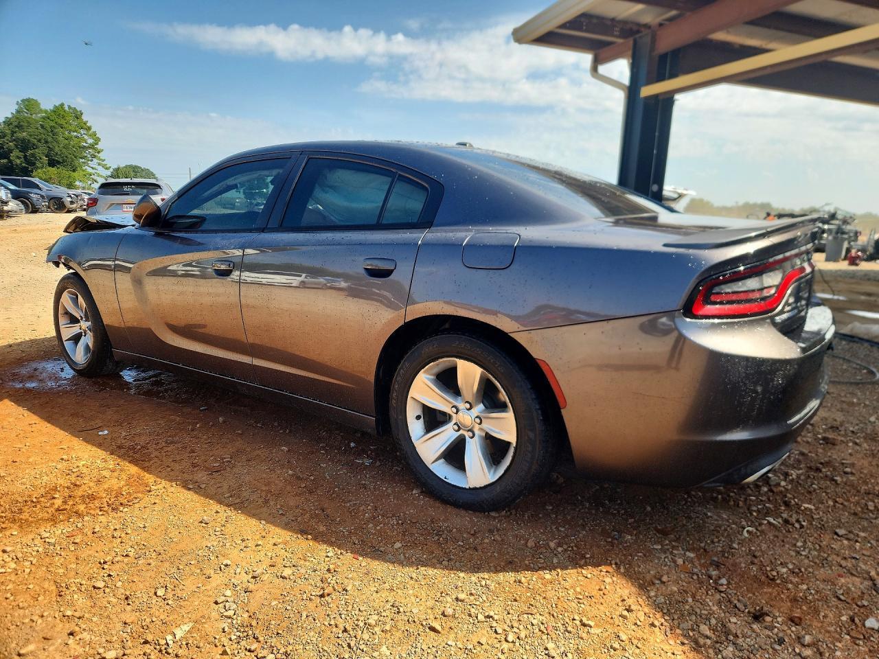 2015 Dodge Charger Se - Image 2