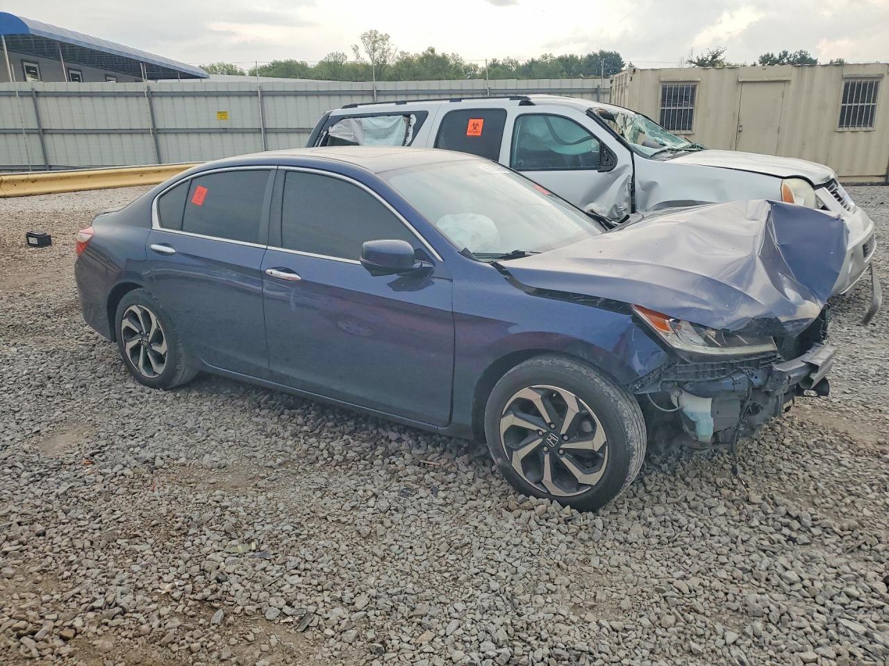 2017 Honda Accord Ex - Фото 4