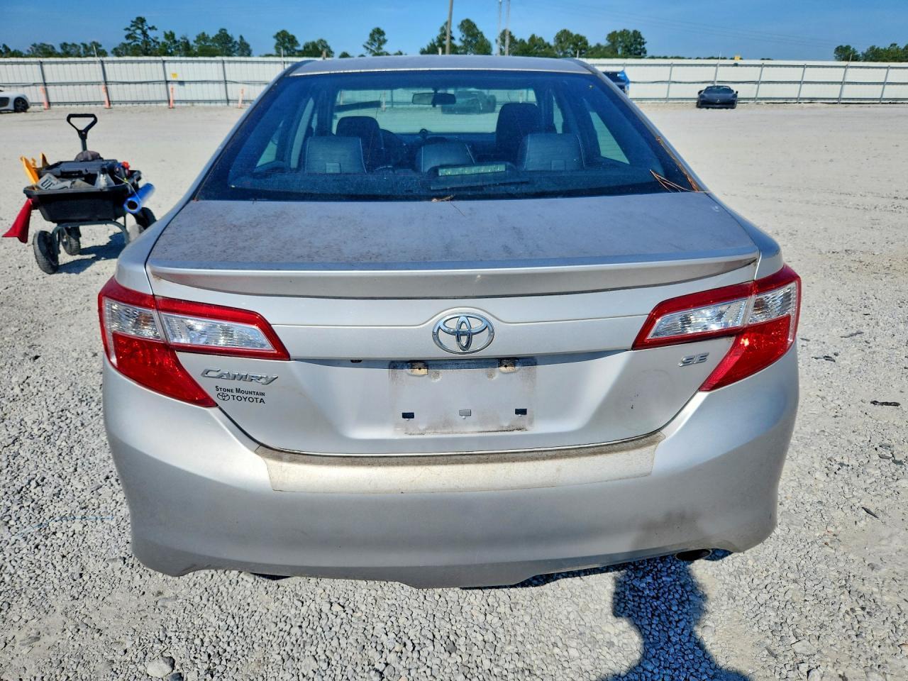 2014 Toyota Camry Se - Фото 6