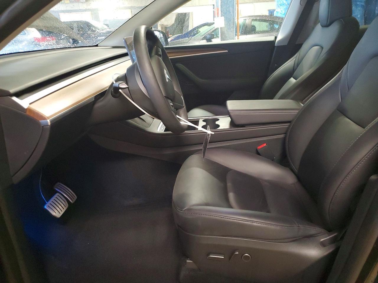 2023 Tesla Model Y - Фото 7