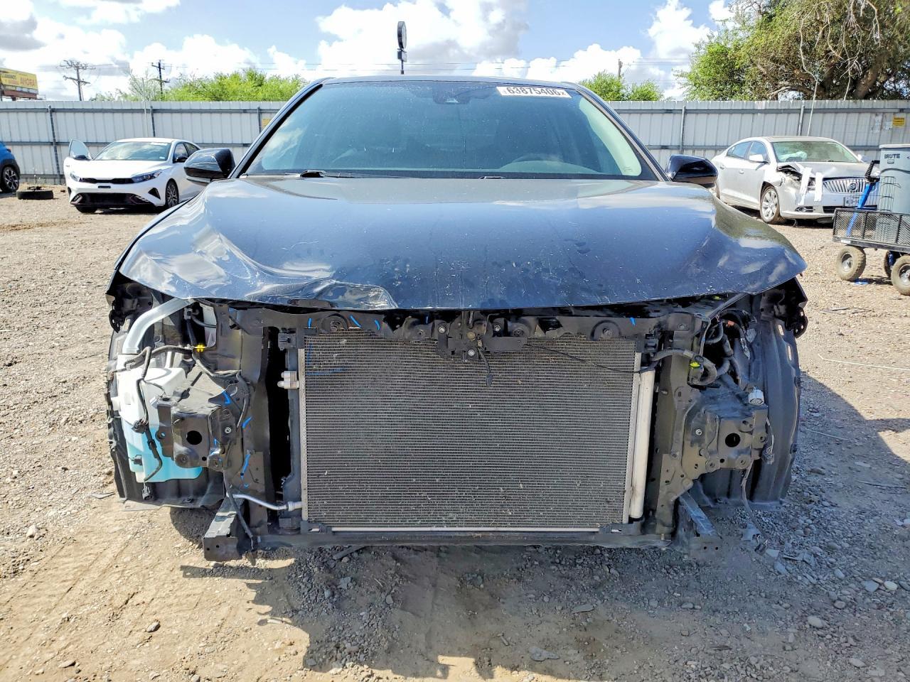 2020 Toyota Camry Se - Image 5