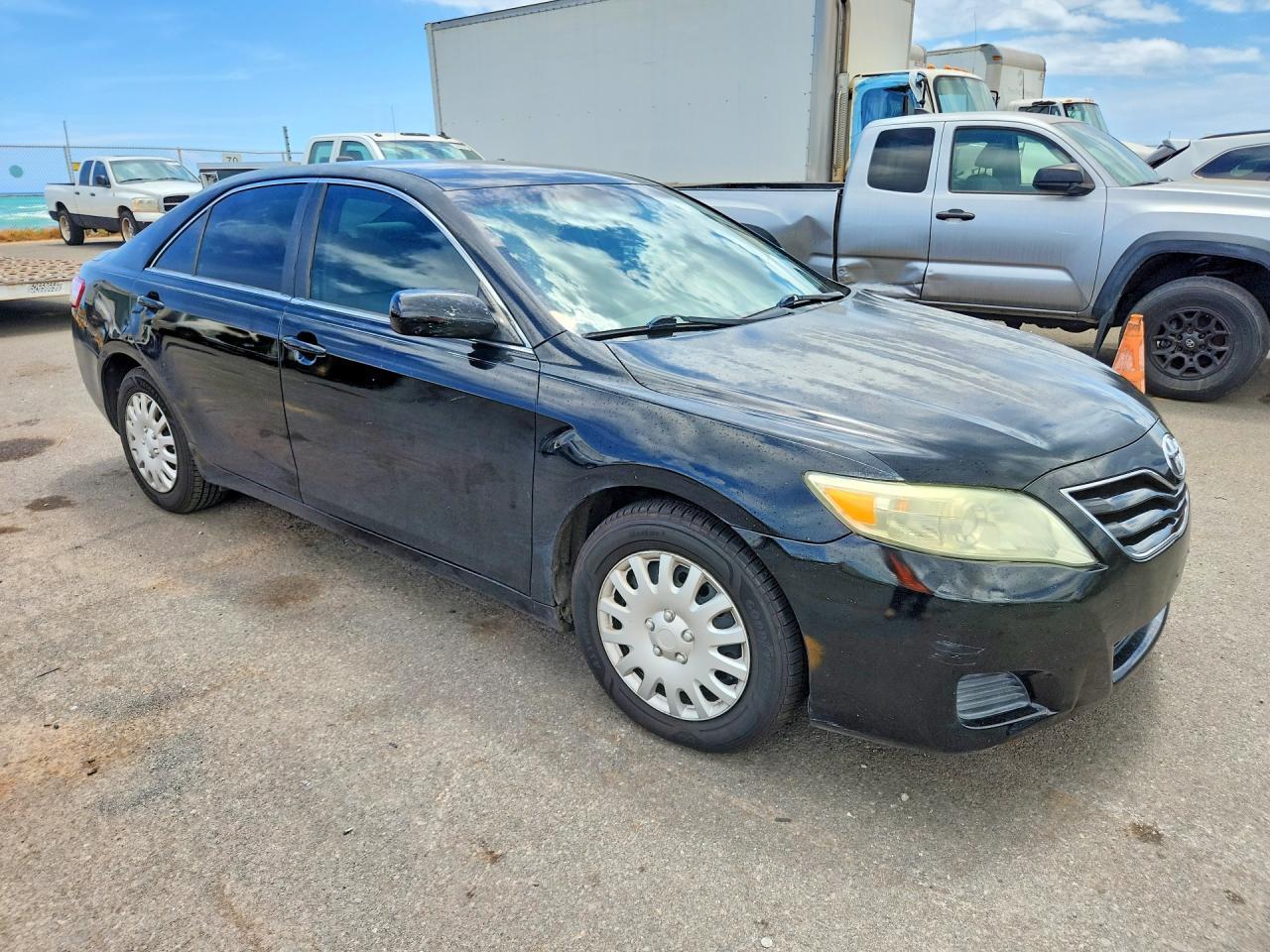 2010 Toyota Camry Le - Фото 4