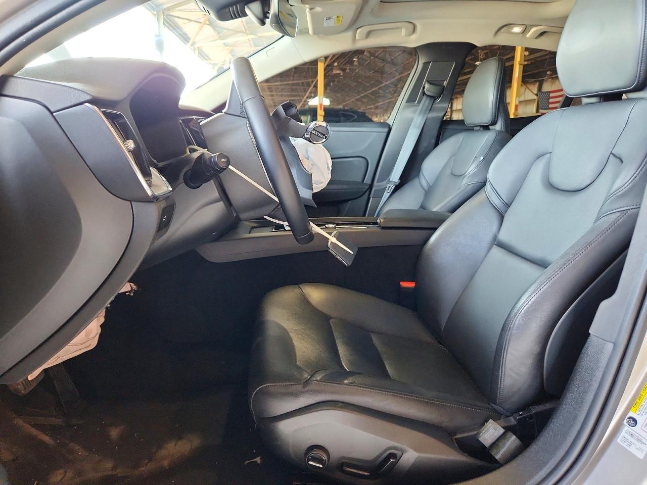 2024 Volvo S60 Core - Image 7