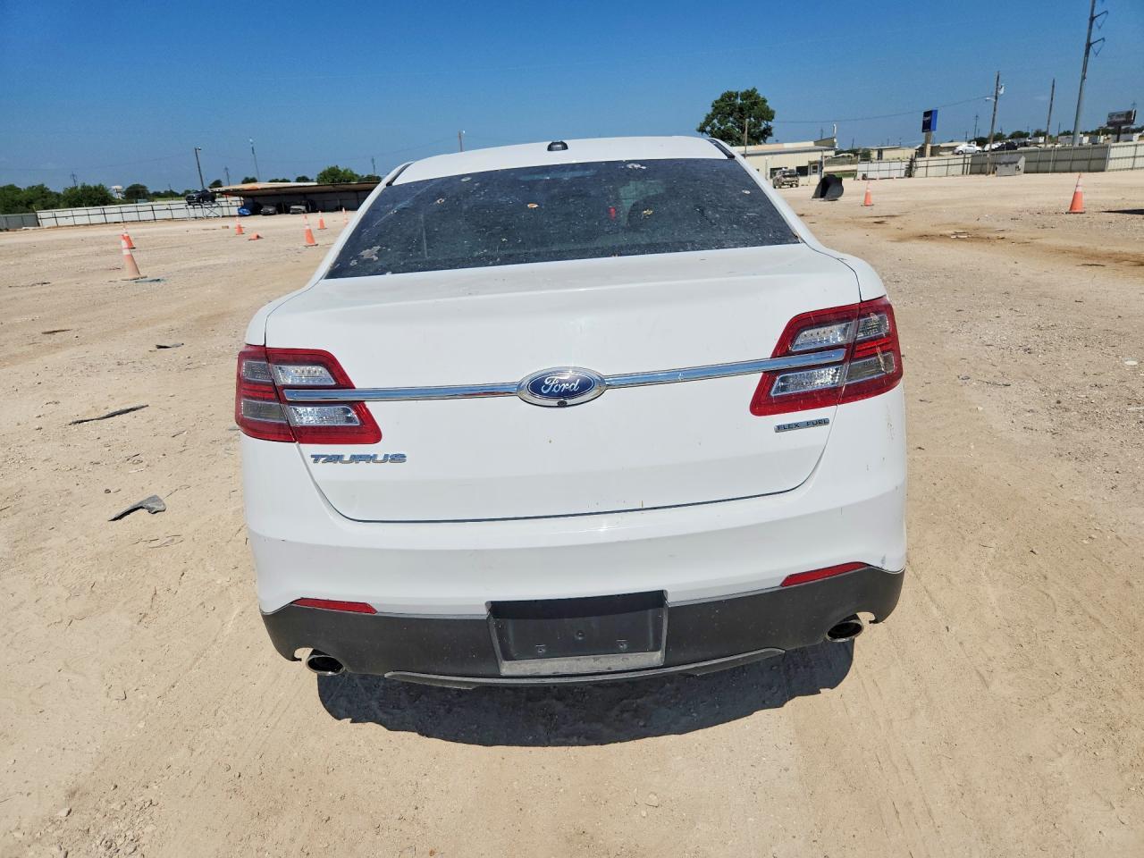 2018 Ford Taurus Se - Фото 6