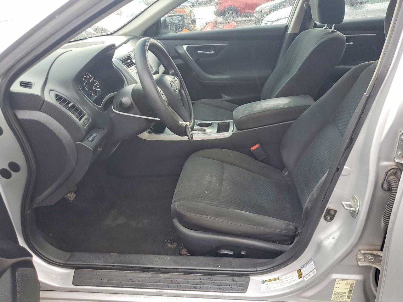 2015 Nissan Altima 2.5 S - Фото 7