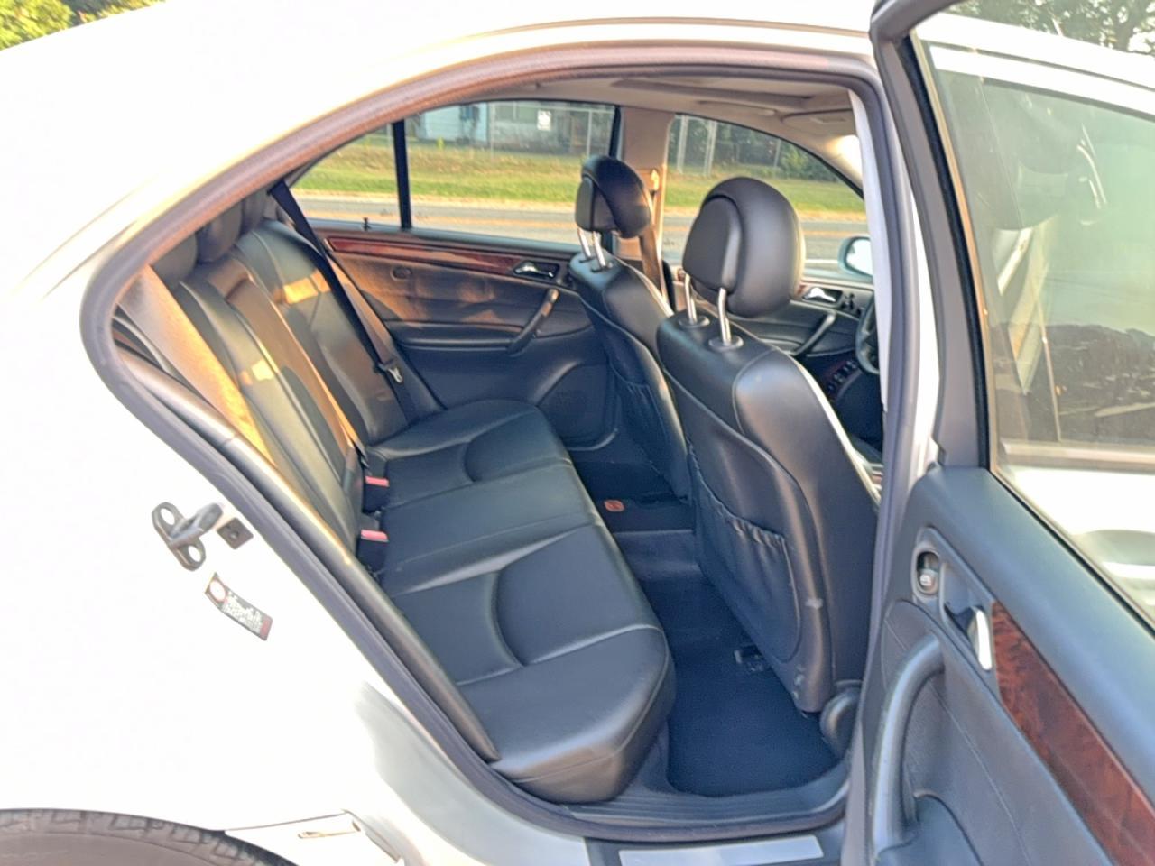 2003 Mercedes-Benz C 240 - Image 6
