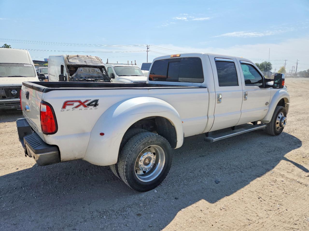 2016 Ford F-450 - Фото 3