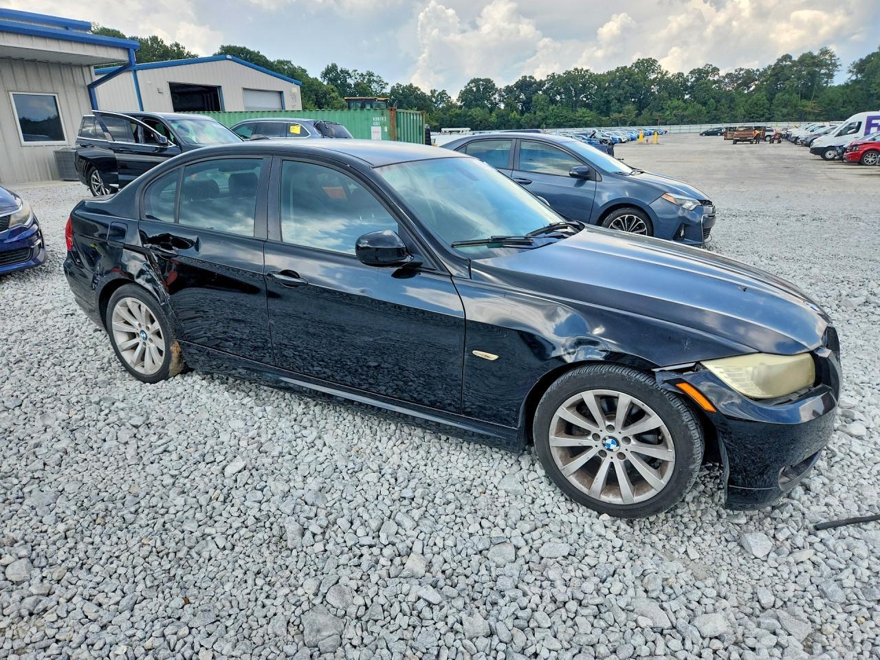 2011 BMW 328 I - Фото 4
