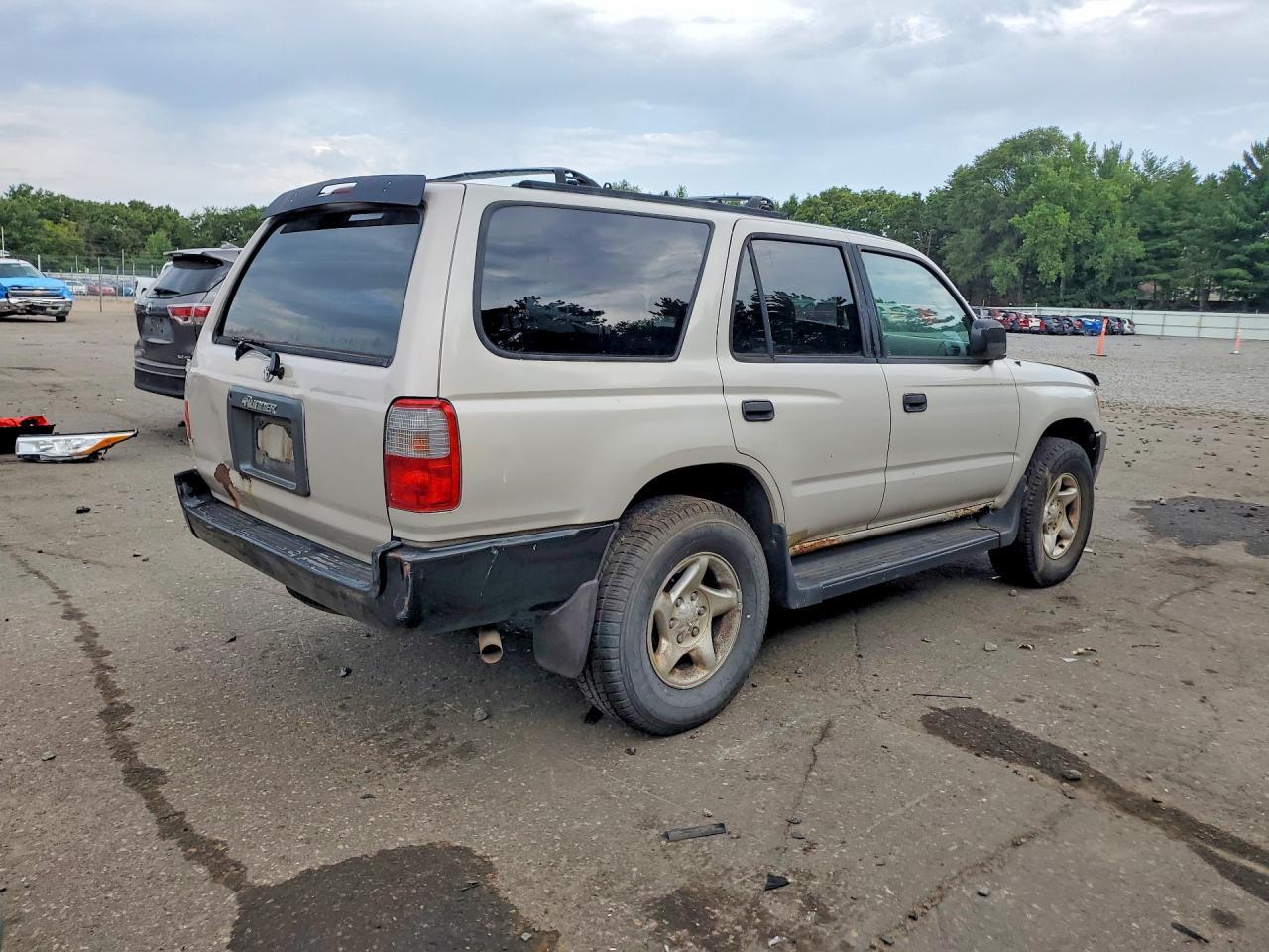1998 Toyota 4Runner Base - Image 3