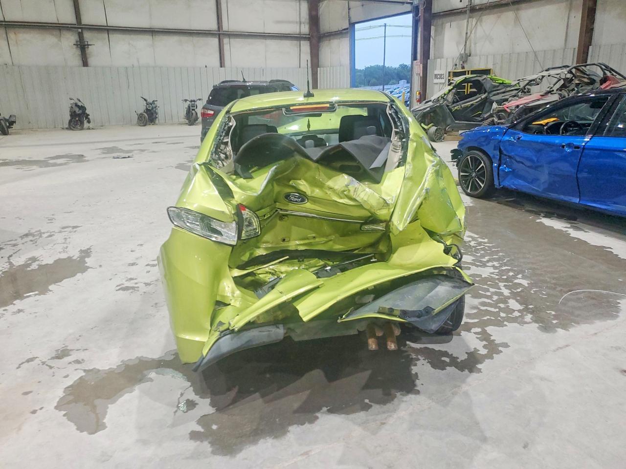 2011 Ford Fiesta Sel - Фото 6