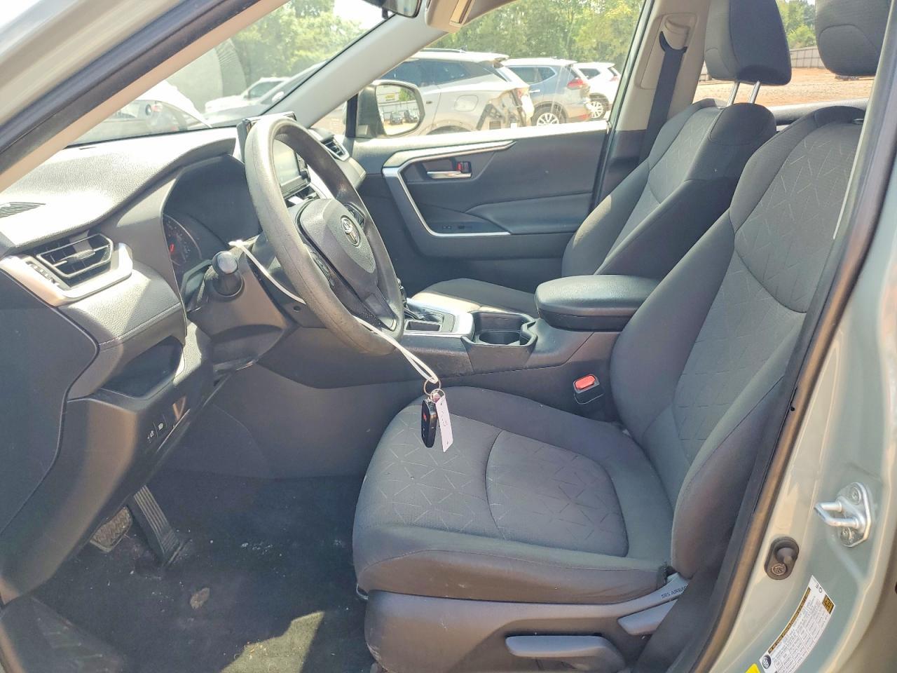 2019 Toyota Rav4 Xle - Image 7