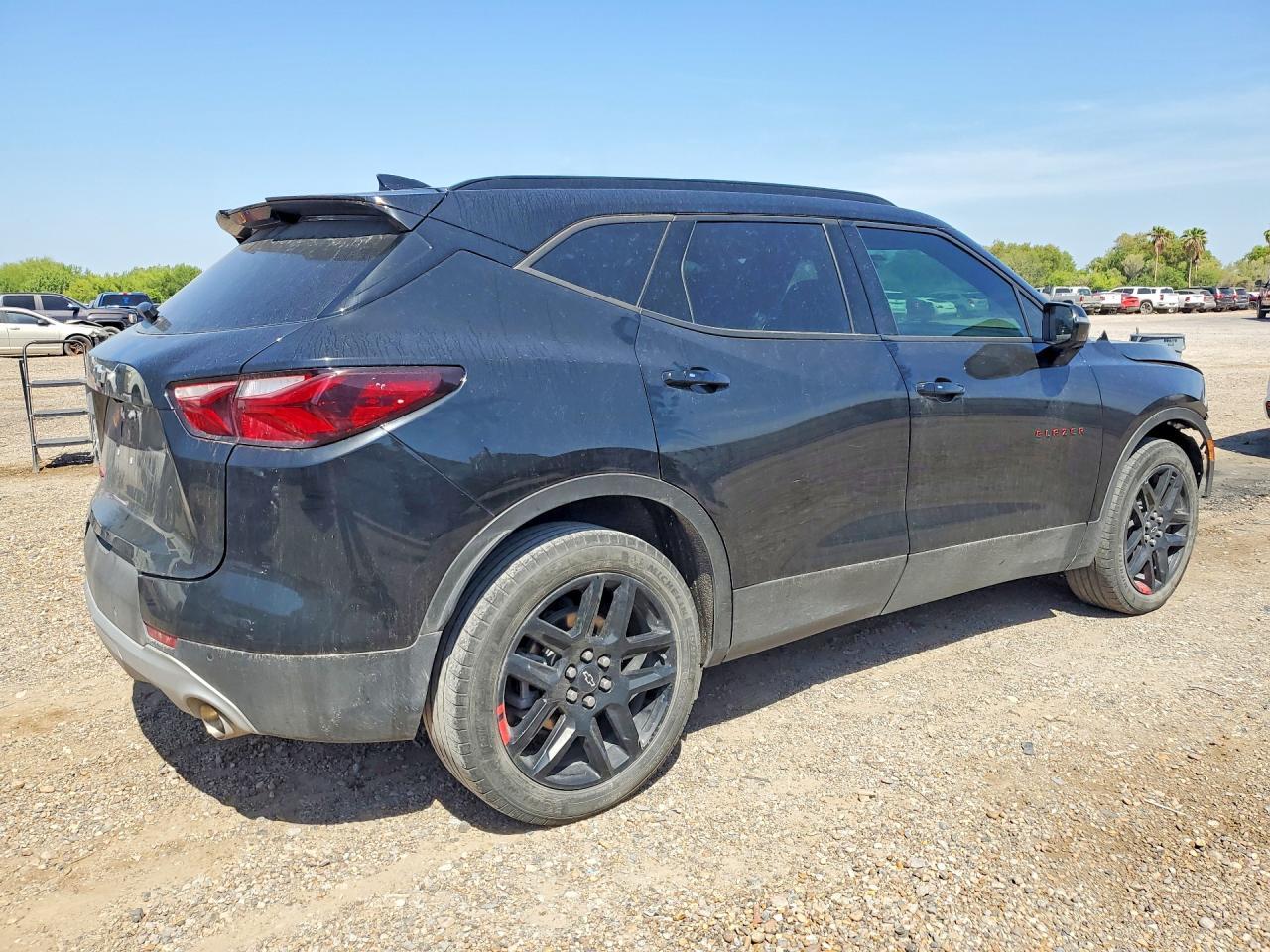 2022 Chevrolet Blazer 3Lt - Фото 3