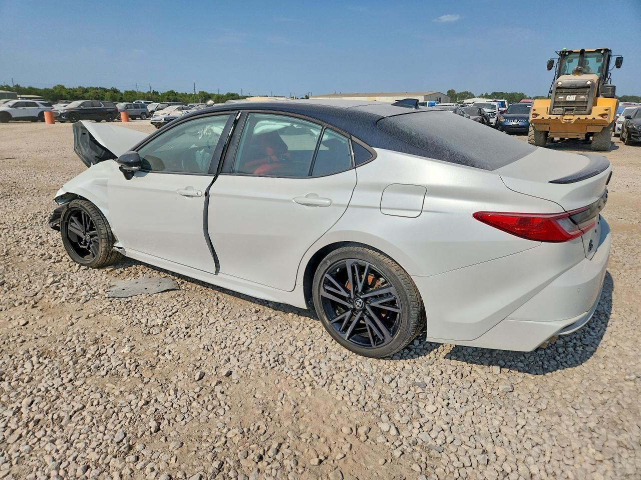 2025 Toyota Camry Xse - Фото 2