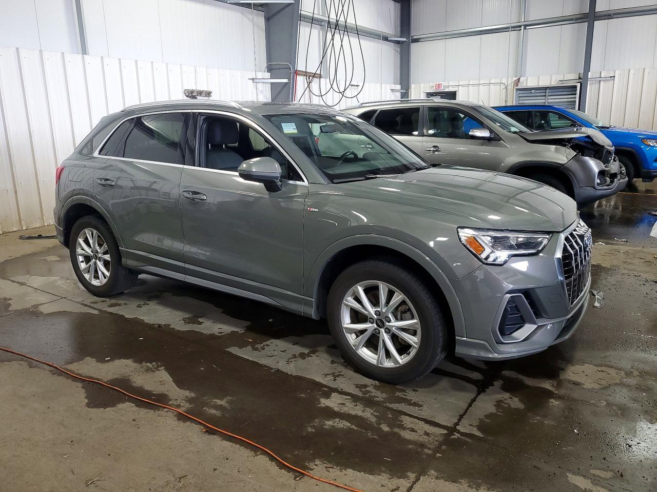 2023 Audi Q3 Premium S Line 45 - Фото 4