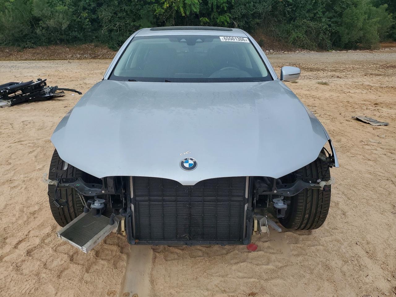 2019 BMW 740 I - Image 5