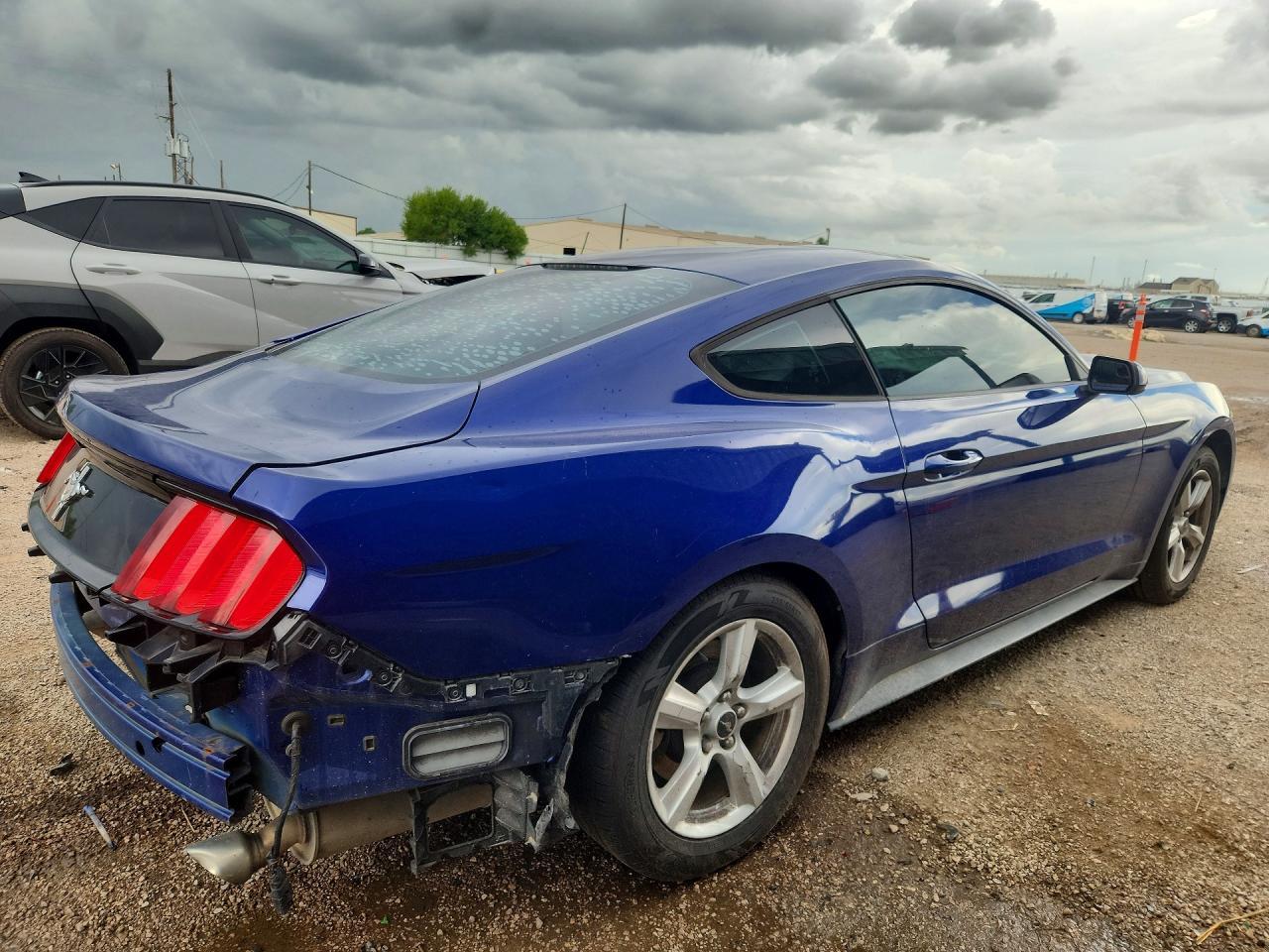 2016 Ford Mustang - Фото 3