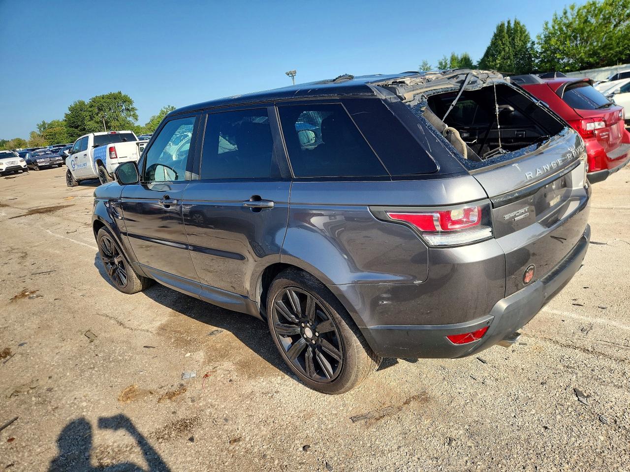 2014 Land Rover Range Rover Sport Hse - Image 2