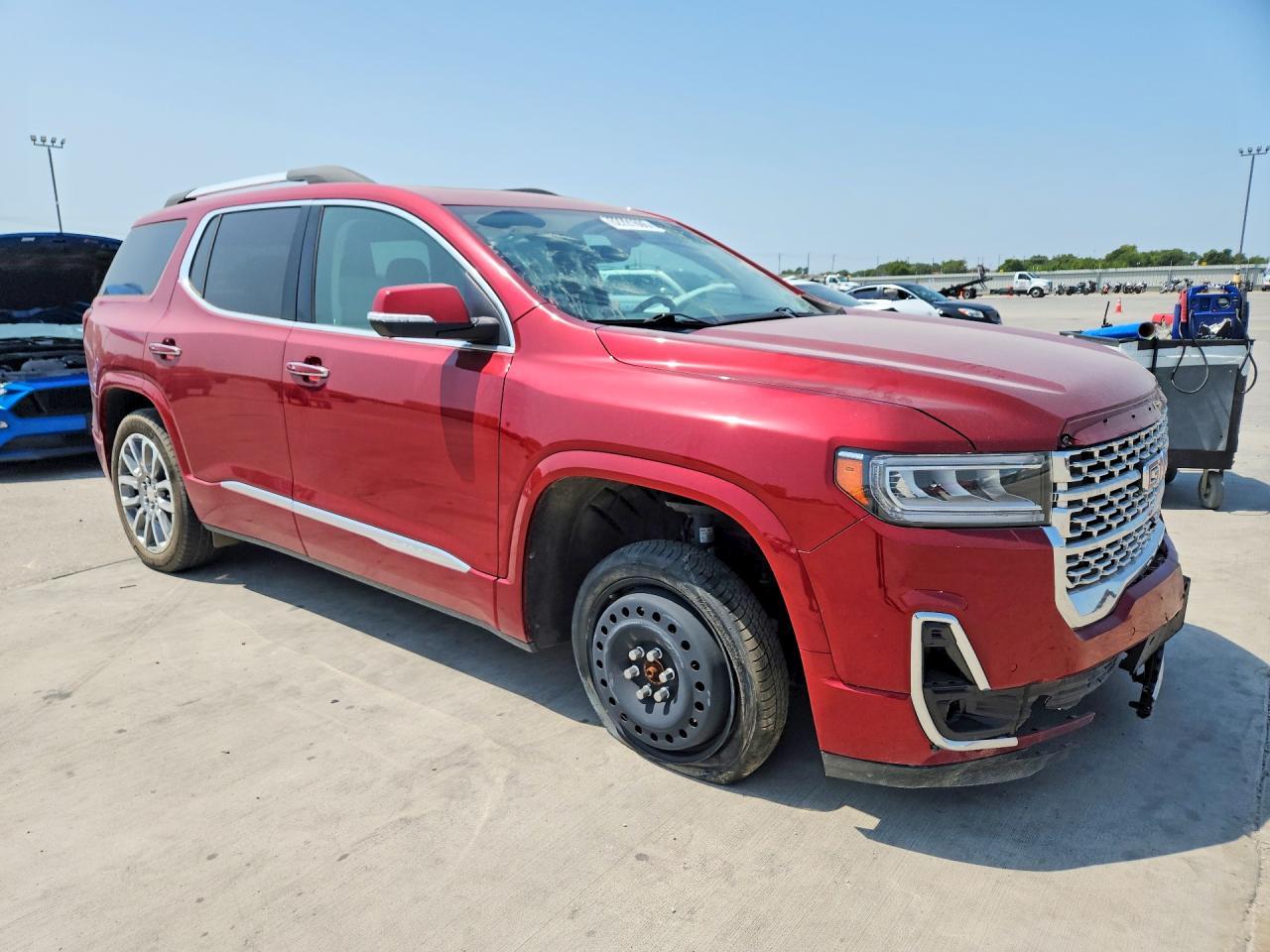 2023 GMC Acadia Denali - Image 4