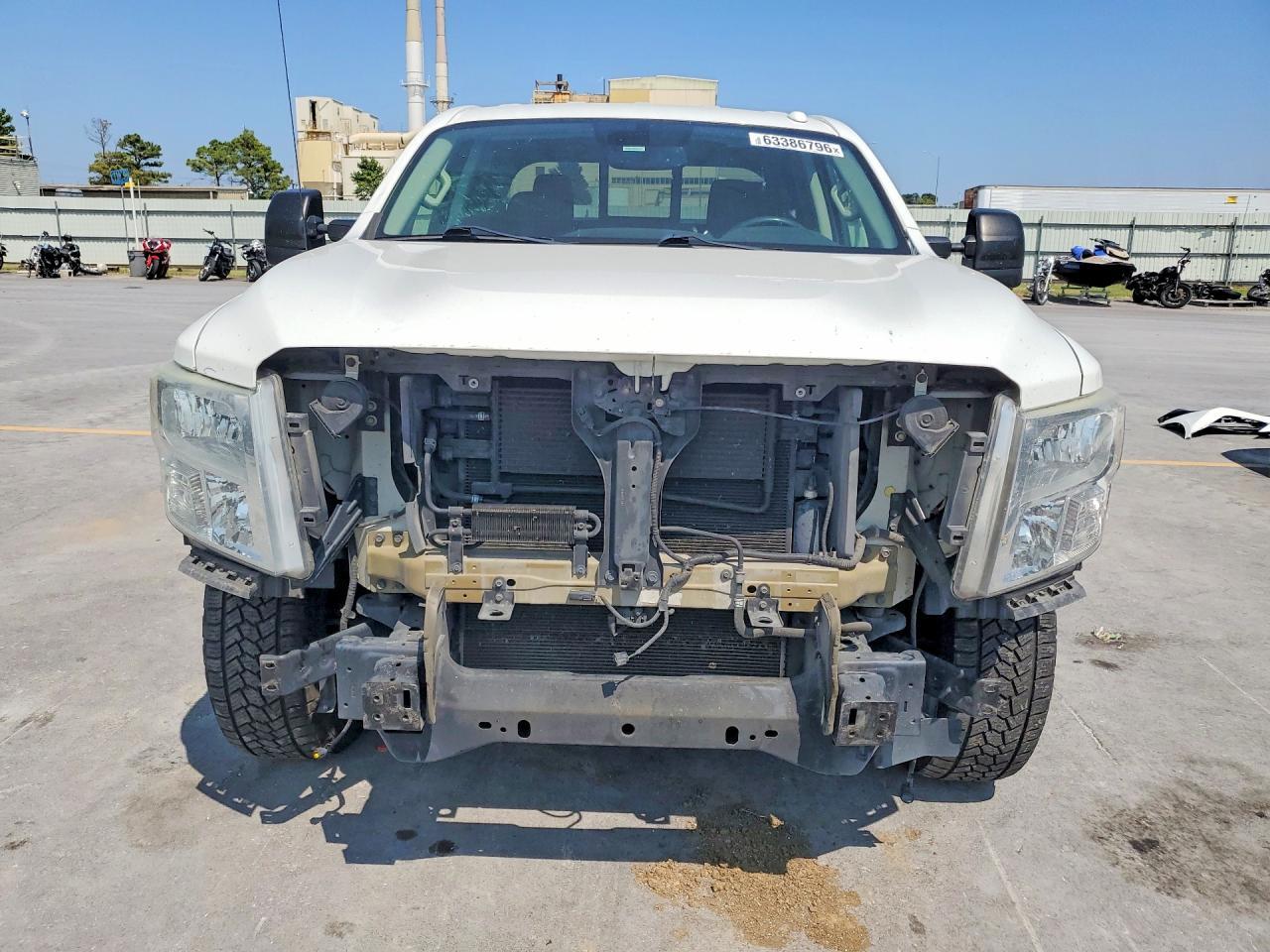 2017 Nissan Titan Sv - Фото 5