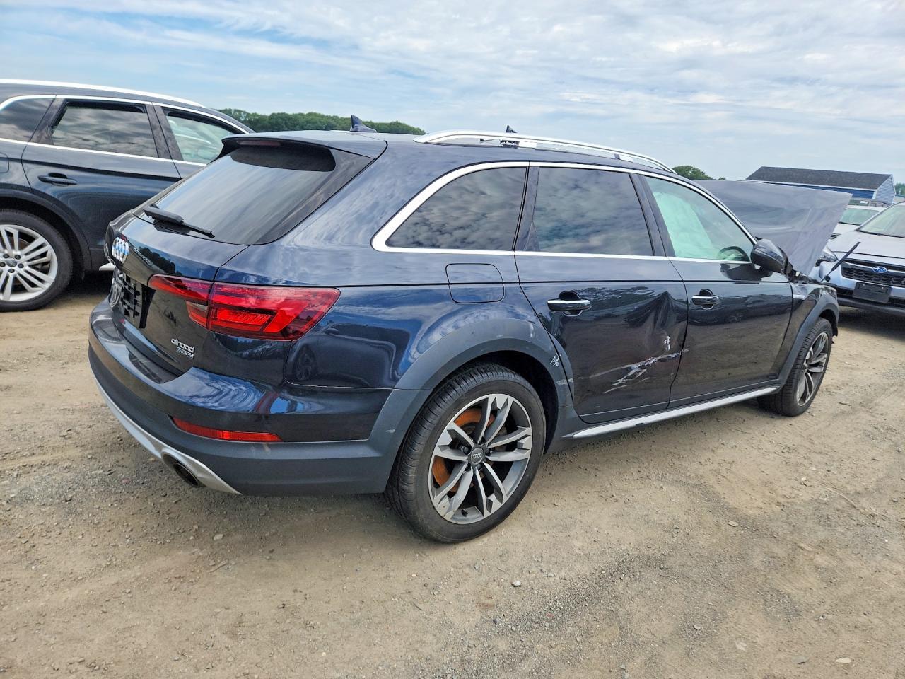 2018 Audi A4 Allroad Premium - Фото 3