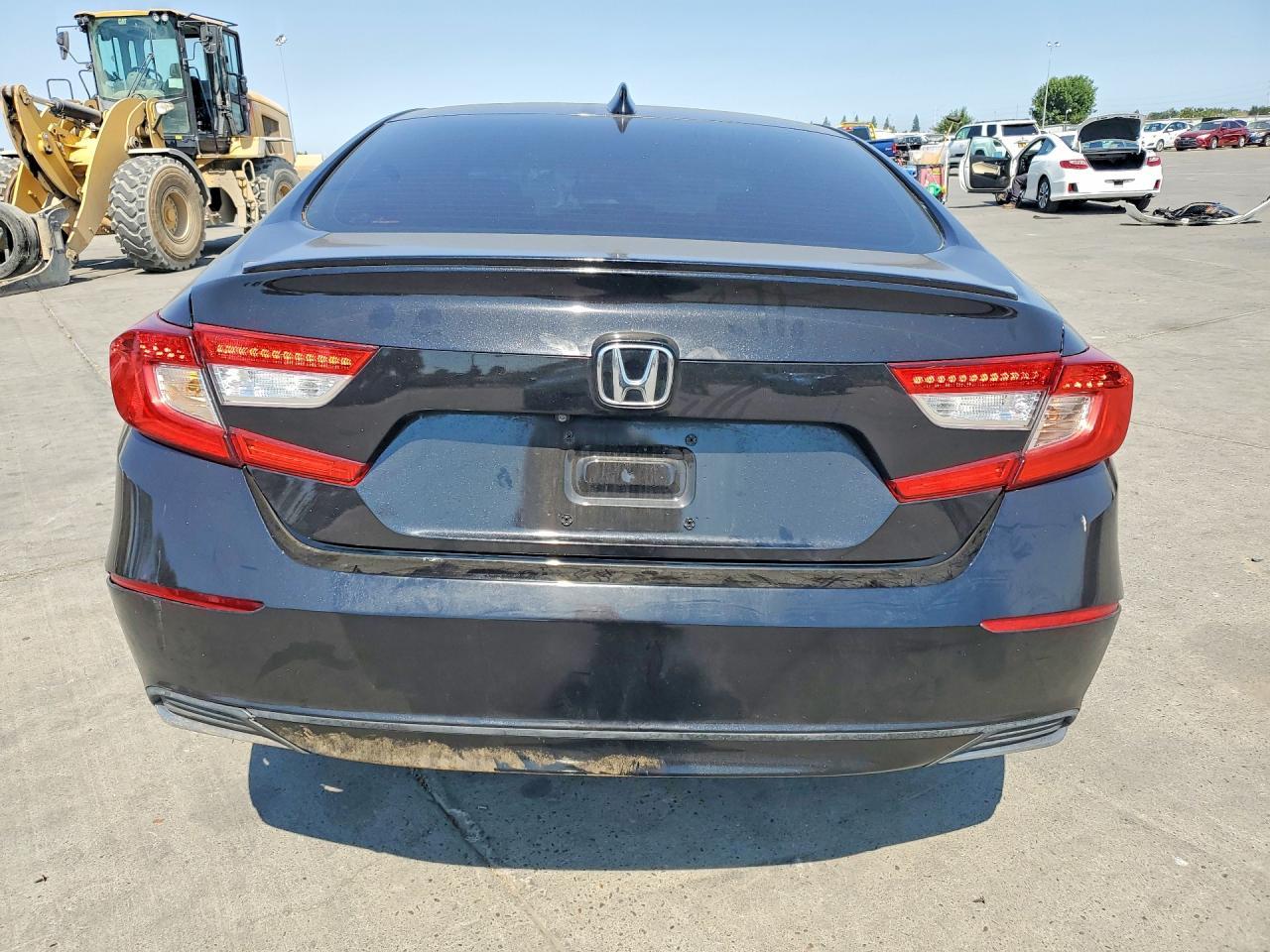 2018 Honda Accord Ex - Фото 6