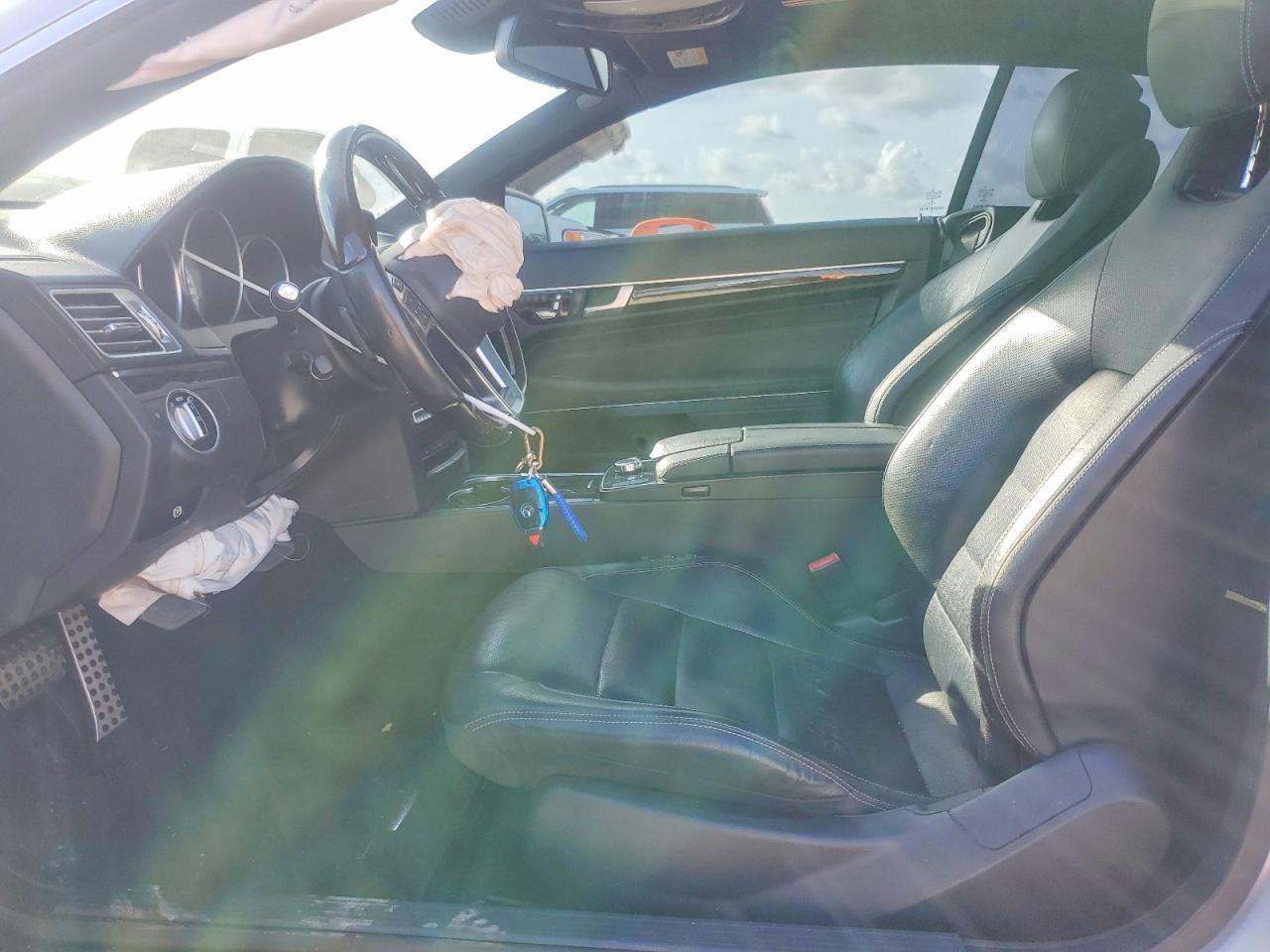 2016 Mercedes-Benz E 400 4Matic - Image 7