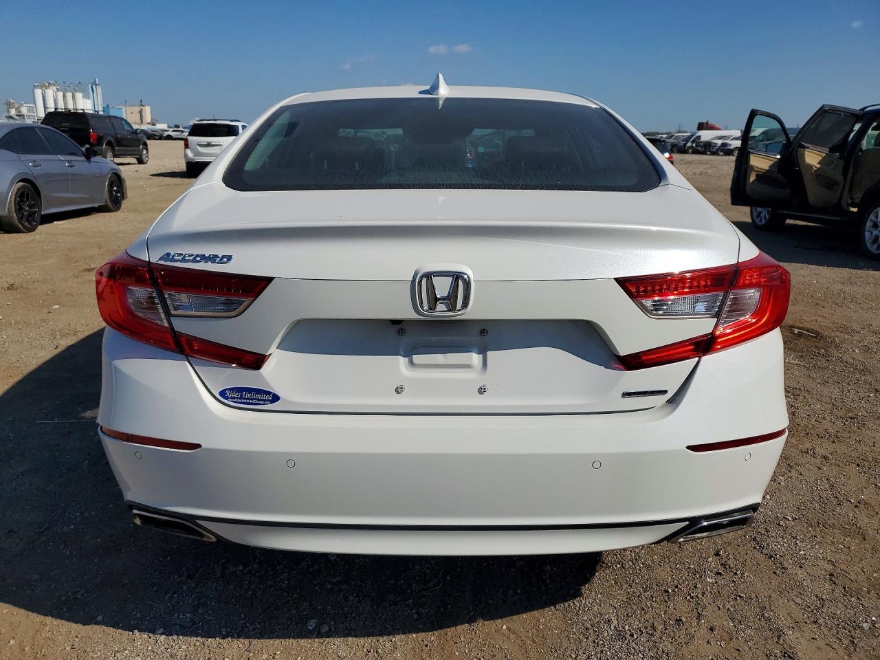 2018 Honda Accord Touring - Фото 6