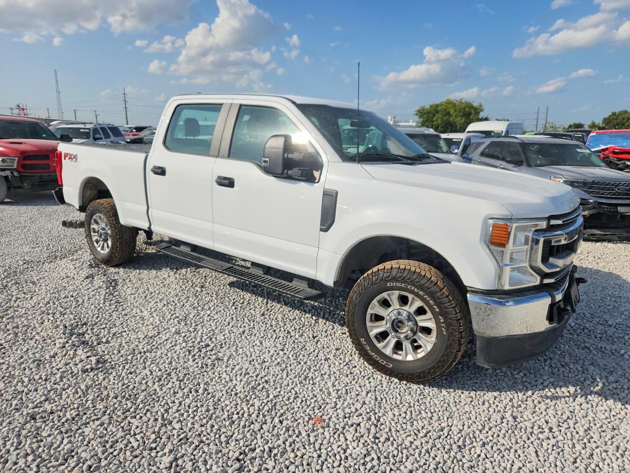 2022 Ford F250 Super Duty - Image 4