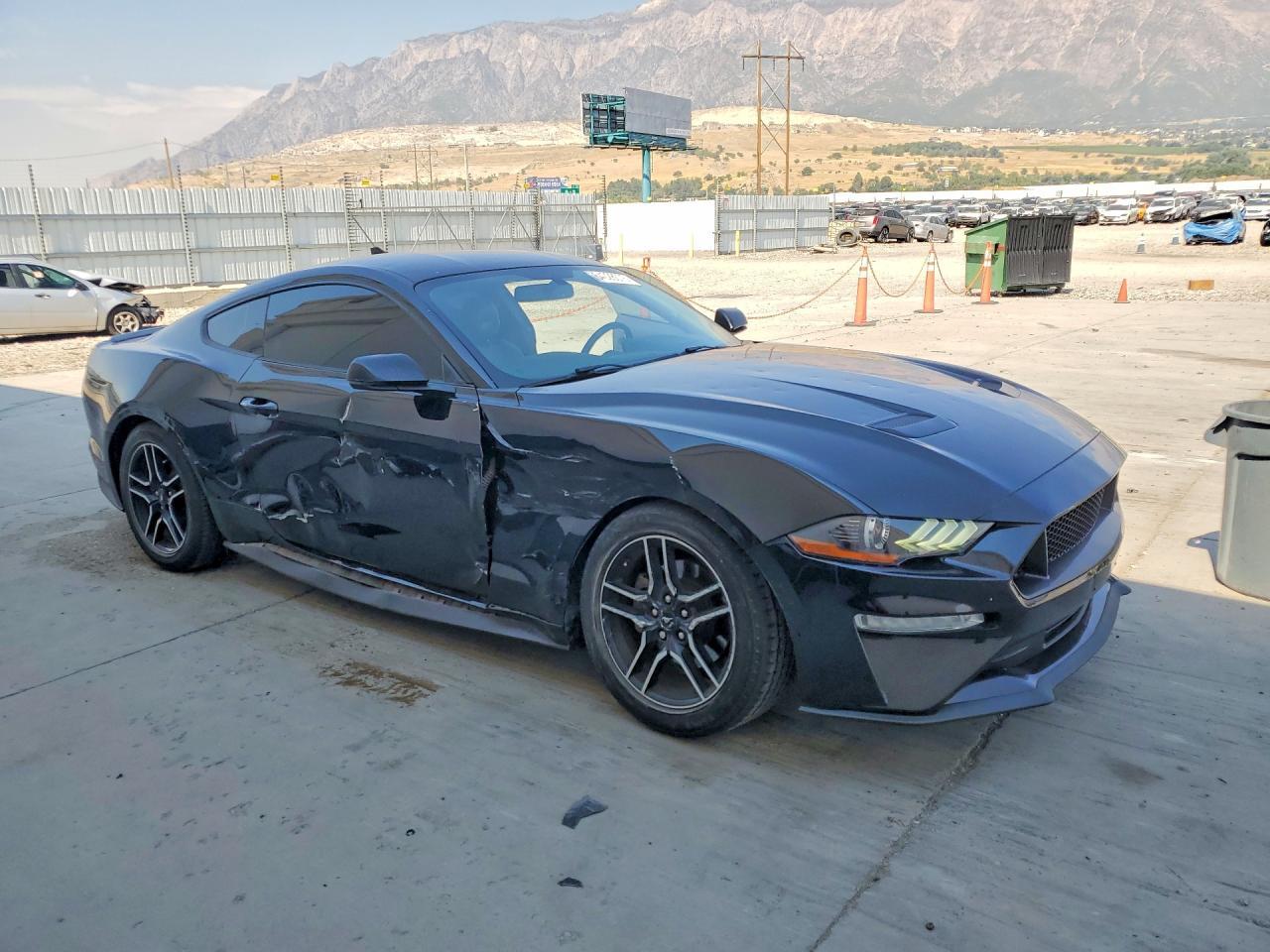 2020 Ford Mustang - Фото 4
