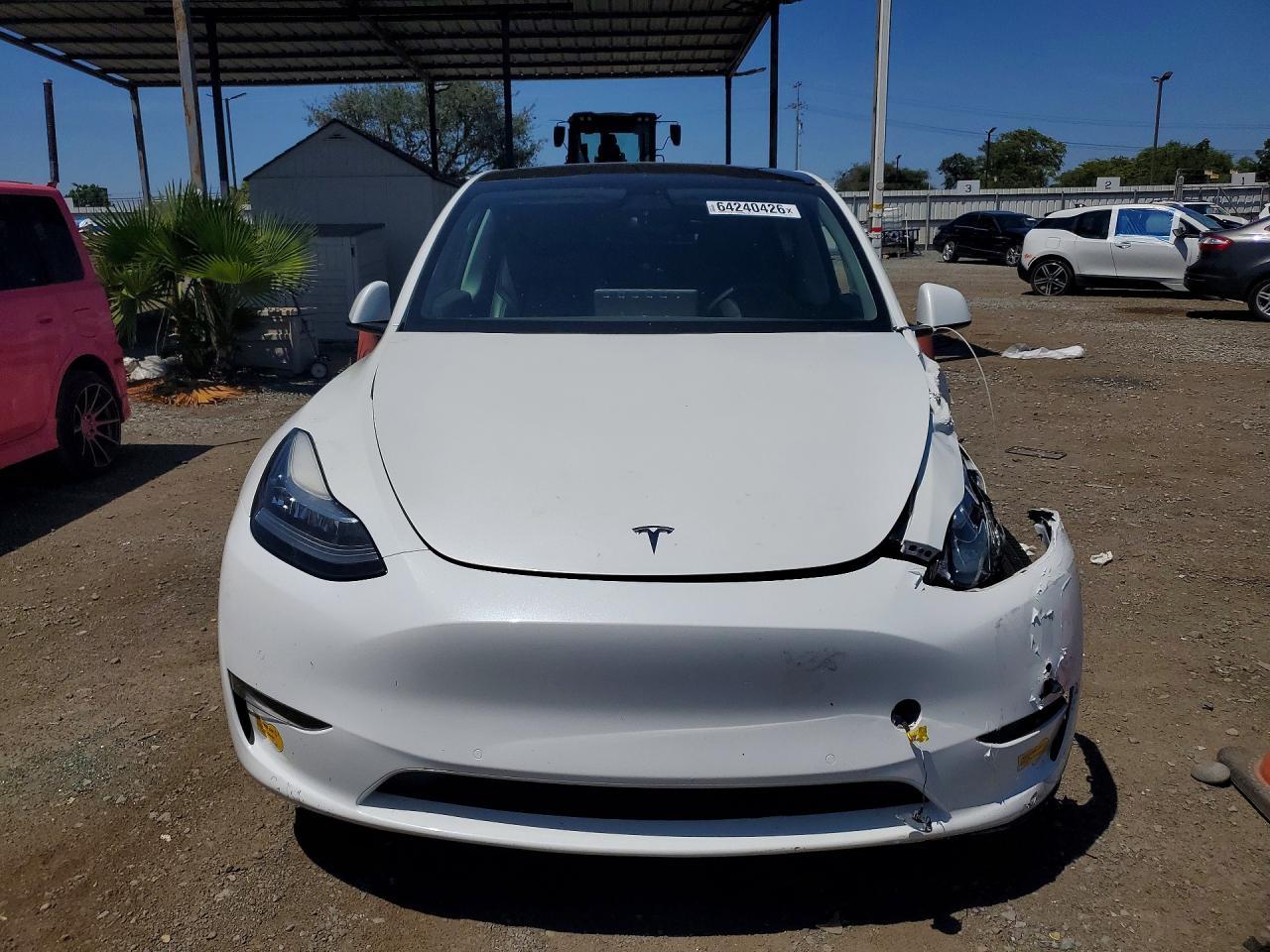 2022 Tesla Model Y - Image 5