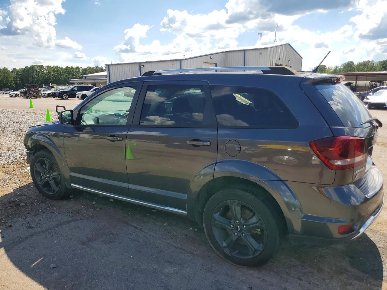 2018 Dodge Journey Crossroad - Фото 2