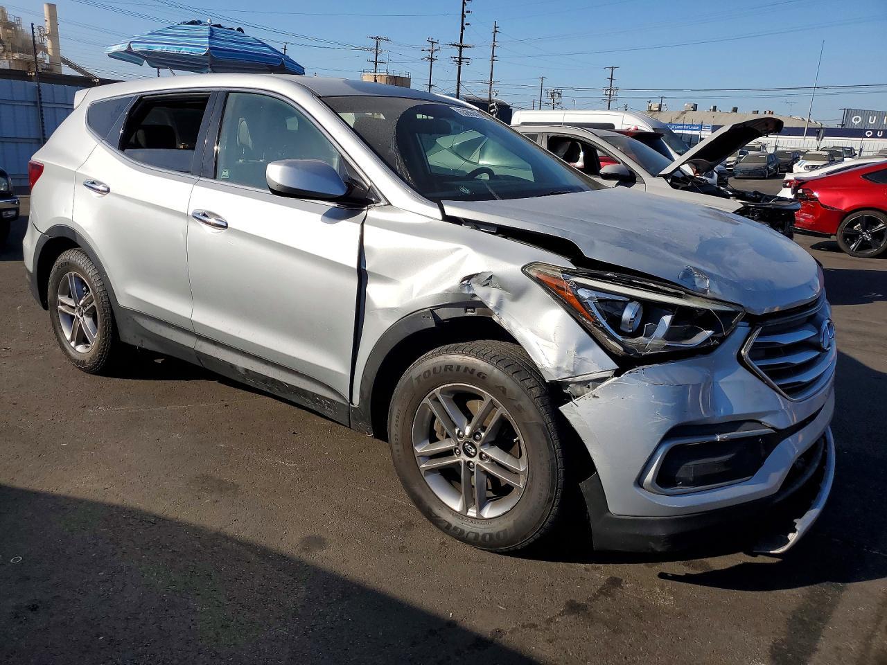 2018 Hyundai Santa Fe Sport 2.4L - Фото 4