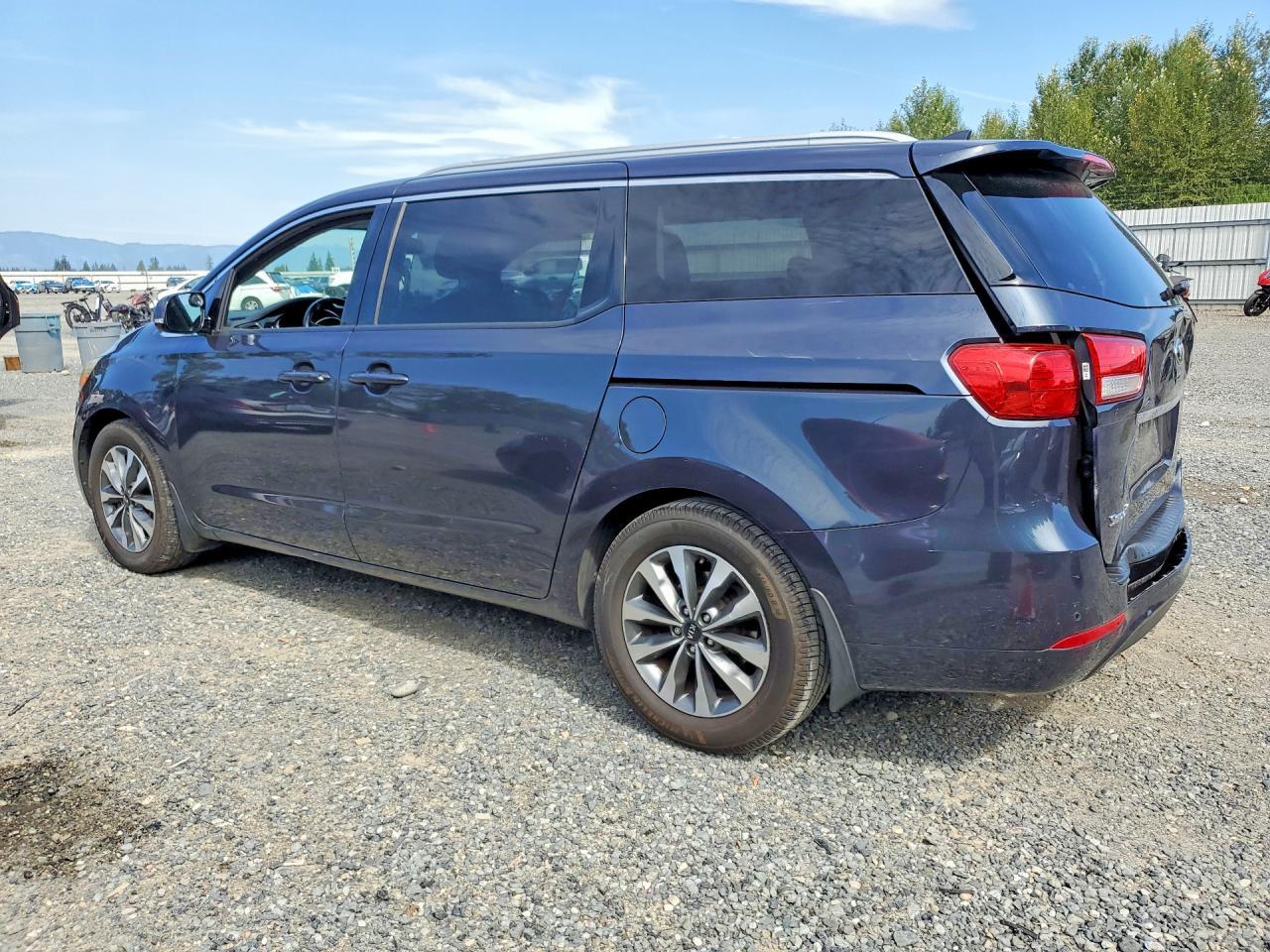 2015 Kia Sedona Sx - Фото 2