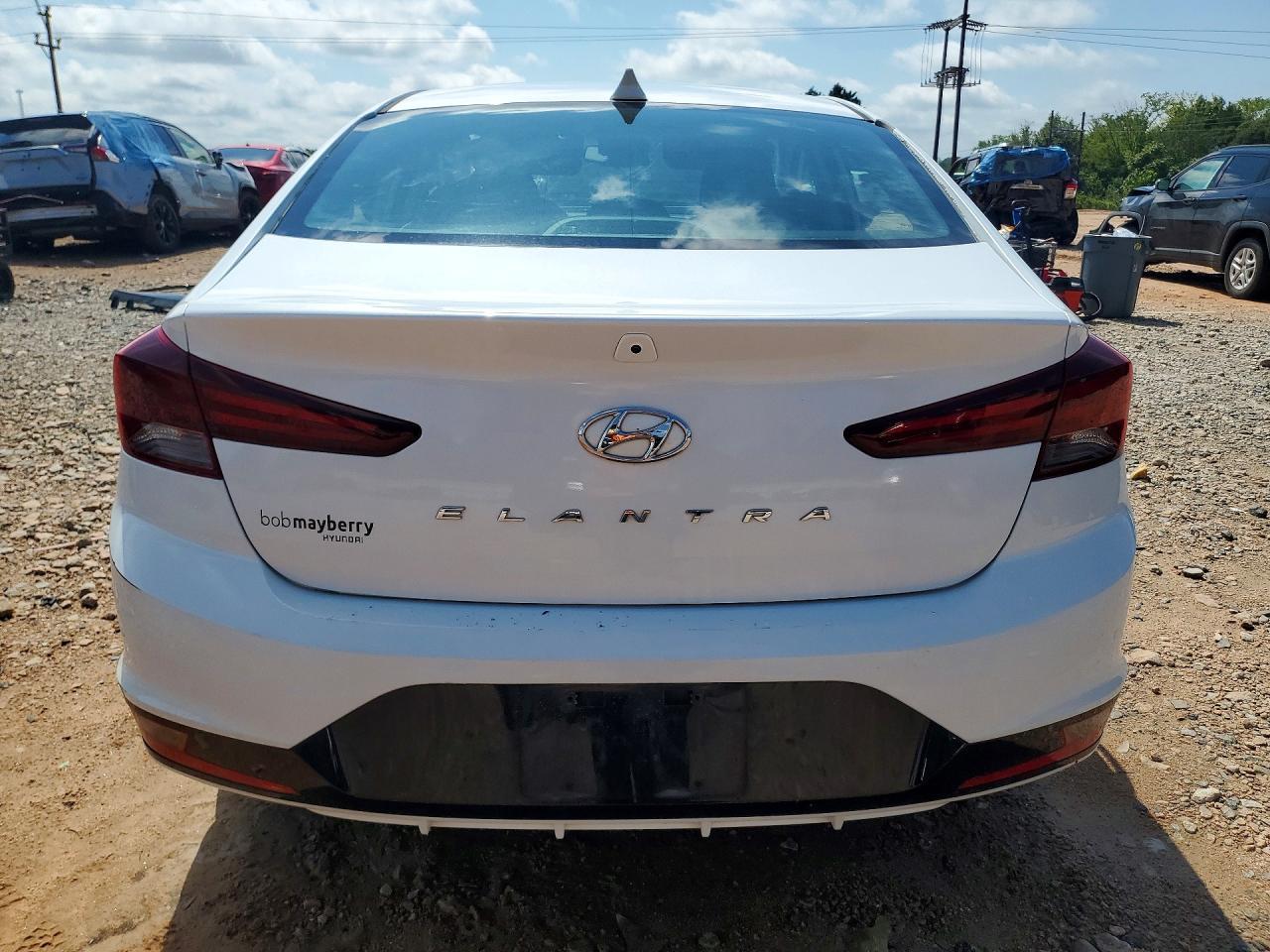2019 Hyundai Elantra Value Edition - Фото 6