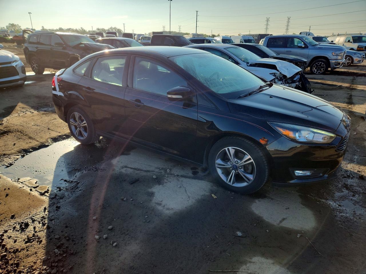 2017 Ford Focus Se - Фото 4