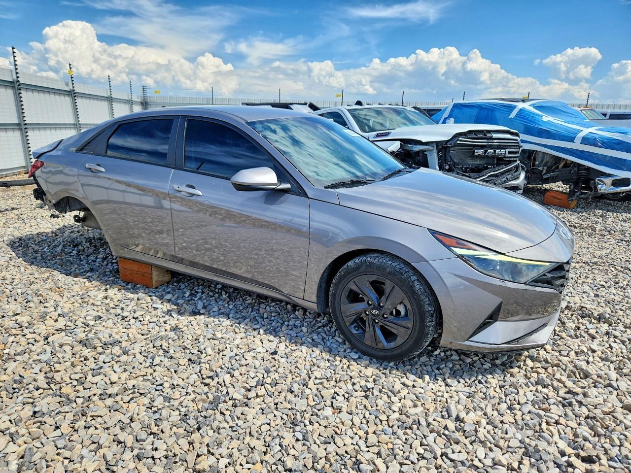 2021 Hyundai Elantra Sel - Фото 4