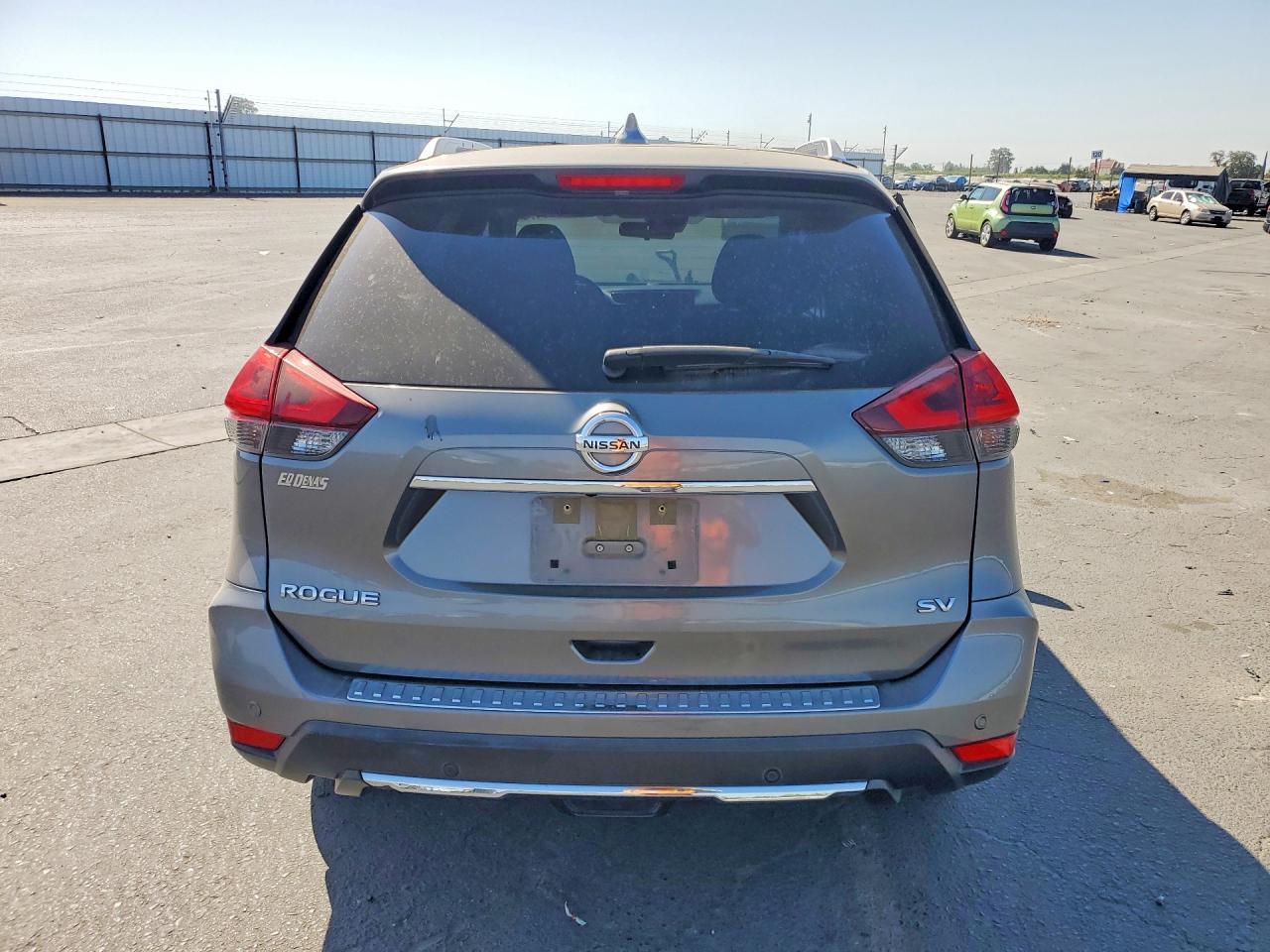 2019 Nissan Rogue Sv - Image 6