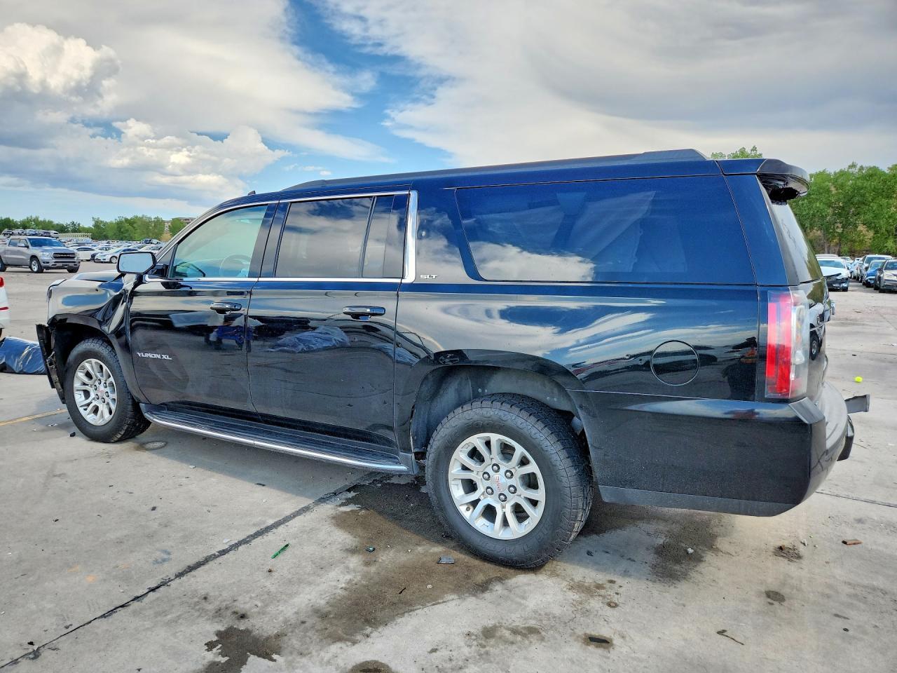 2019 GMC Yukon Xl K1500 Slt - Фото 2